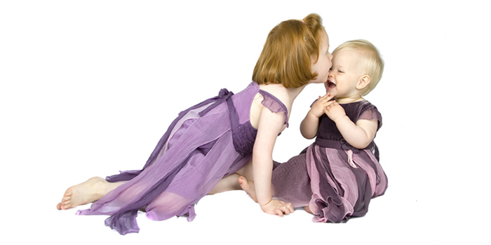 Southworth Photography capturing sisterly love